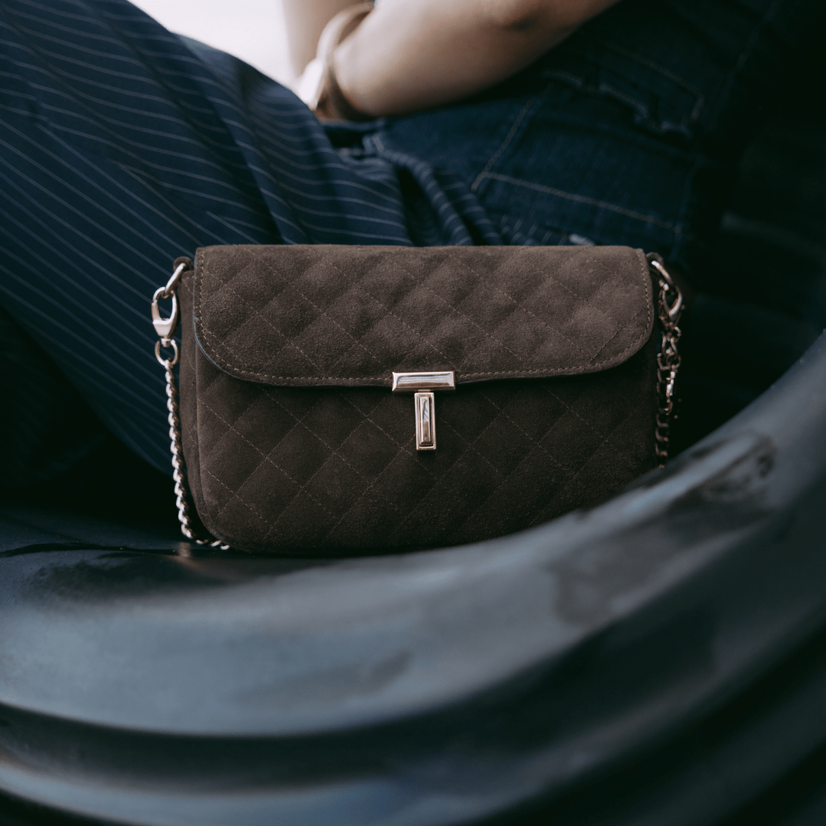 #color_brown suede