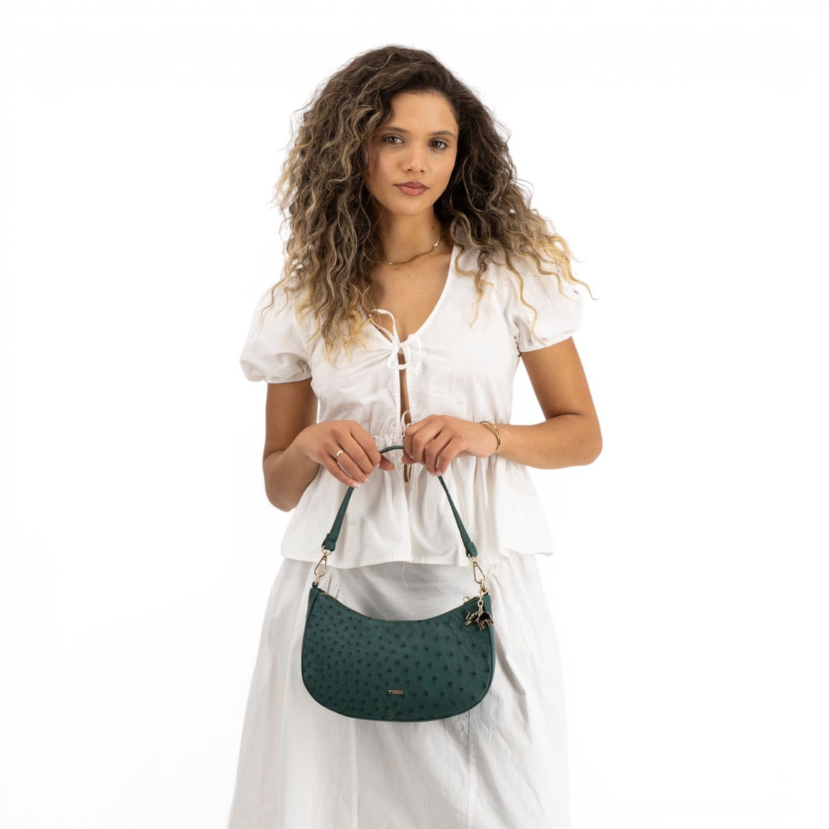 #Color_emerald green